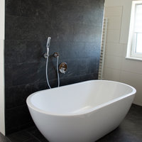 Badewanne der FH Installationen GmbH