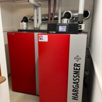 rote Pelletsheizung